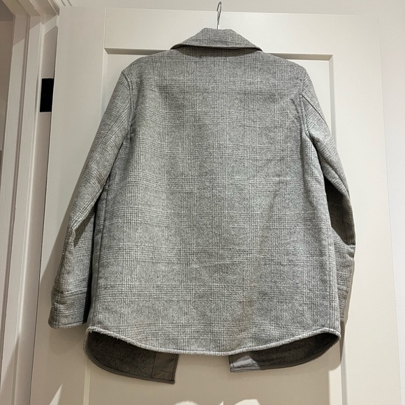 Shacket - light gray with faint checkers - Picture 2 of 2